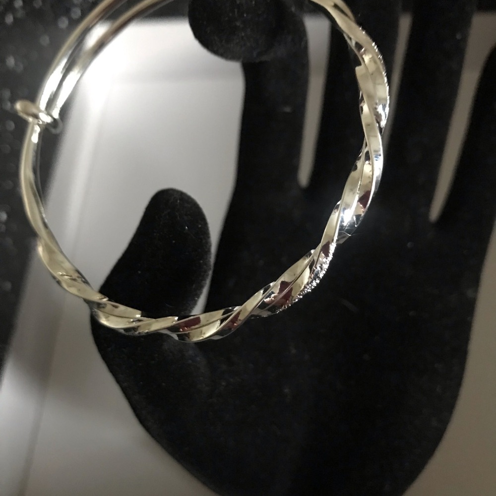Sterling silver twisted style bracelet